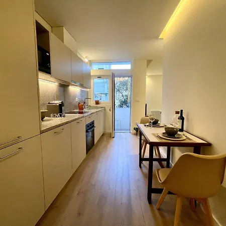 Edificio Senhoras Da Casa - Old Town With Balcony * Aveiro