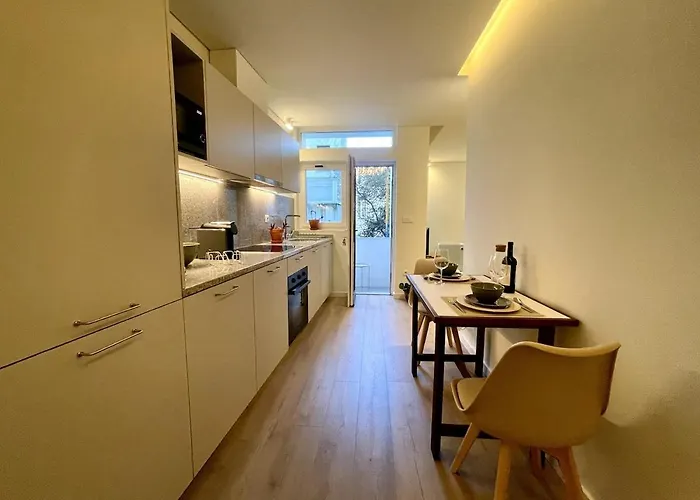 Edificio Senhoras Da Casa - Old Town With Balcony * Aveiro